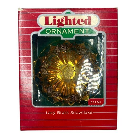 Lacy Brass Snowflake Hallmark Keepsake Christmas Ornament - Picture 1 of 4